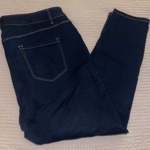 Dark wash skinny jeans
